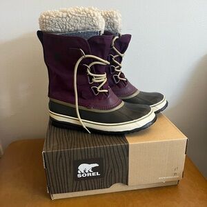 Sorel Purple and Brown Winter Carnival Rain Boots with Waterproof Design